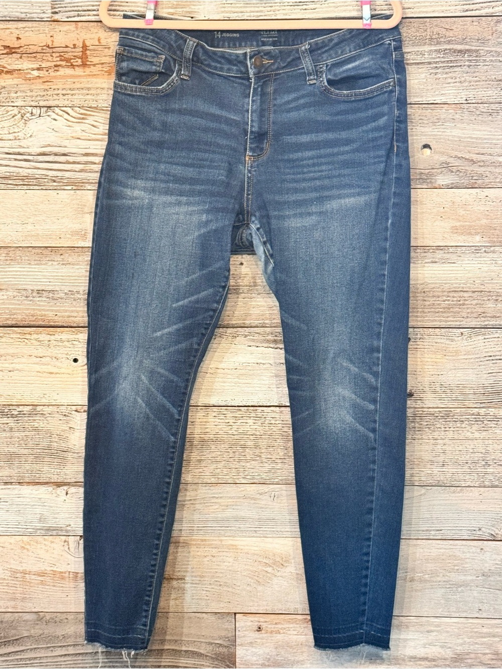 a.n.a Blue Stretch Jeggings - Faded Wash